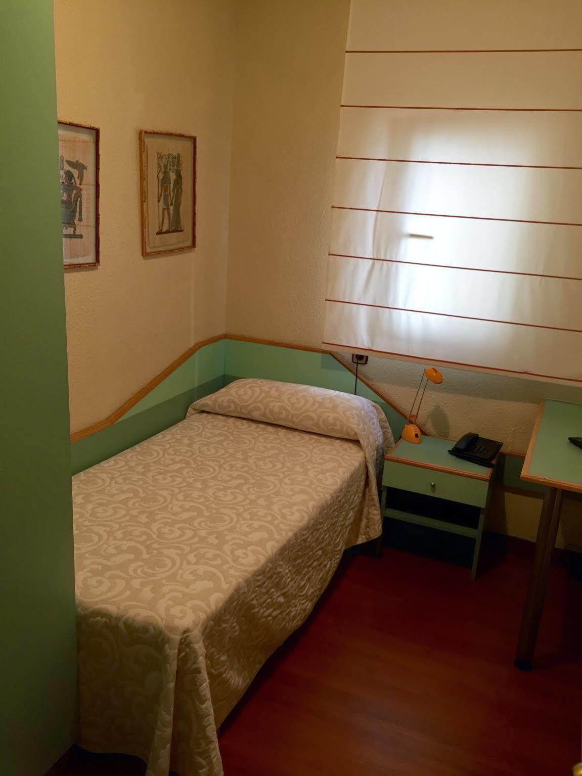 Pelayo Deluxe Apartments Barcelona Eksteriør bilde